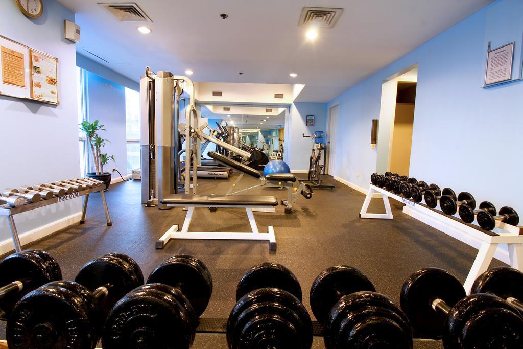 Oxford Suites Makati Μακάτι Εξωτερικό φωτογραφία