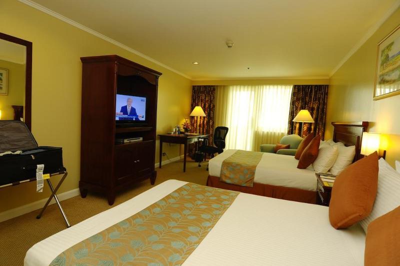 Oxford Suites Makati Μακάτι Εξωτερικό φωτογραφία